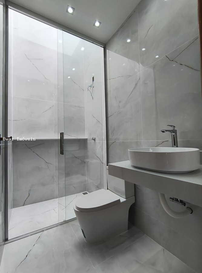 Casa, 3 quartos, 252 m² - Foto 14