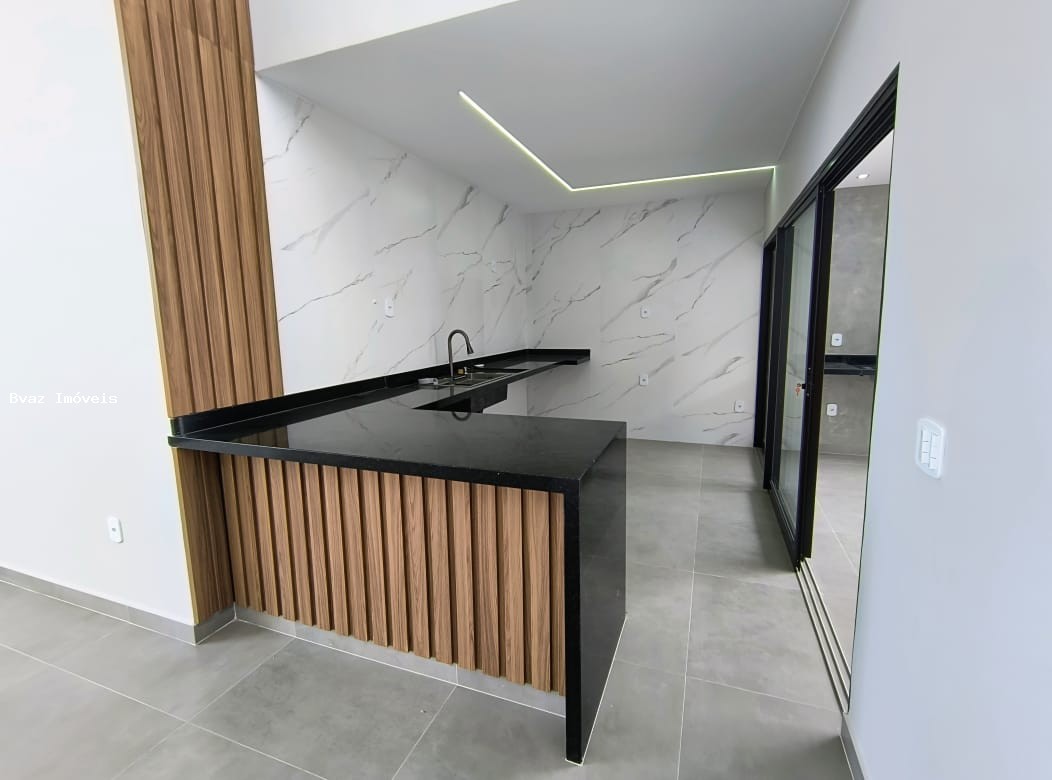 Casa, 3 quartos, 252 m² - Foto 30