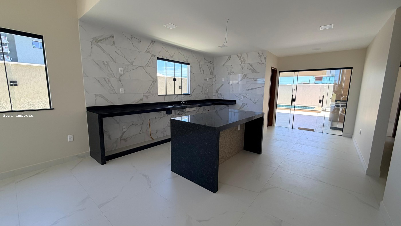 Casa, 3 quartos, 240 m² - Foto 9