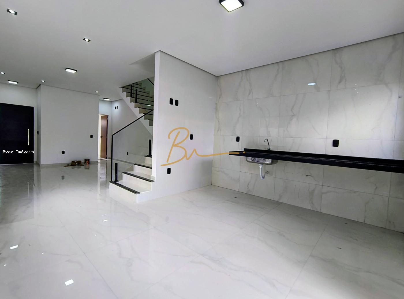 Casa, 3 quartos, 180 m² - Foto 4