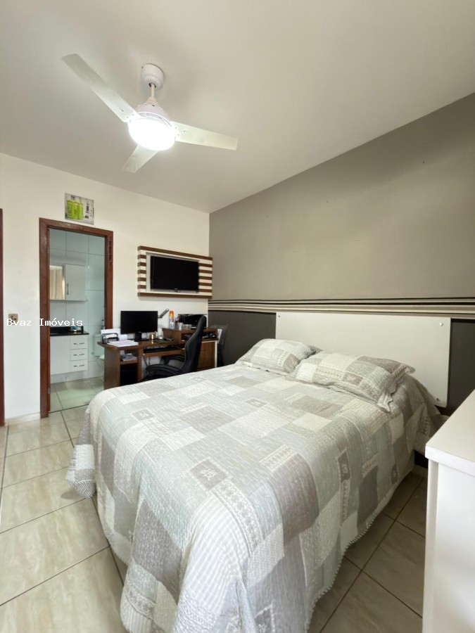 Casa, 3 quartos, 180 m² - Foto 37